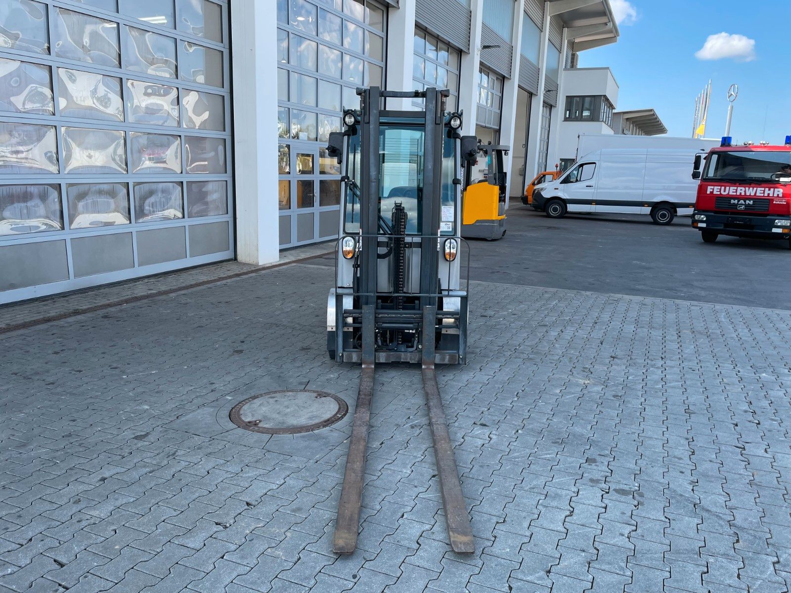 Fahrzeugabbildung Still RX70-22 / Duplex: 3.4m / nur 2.512h! / SS