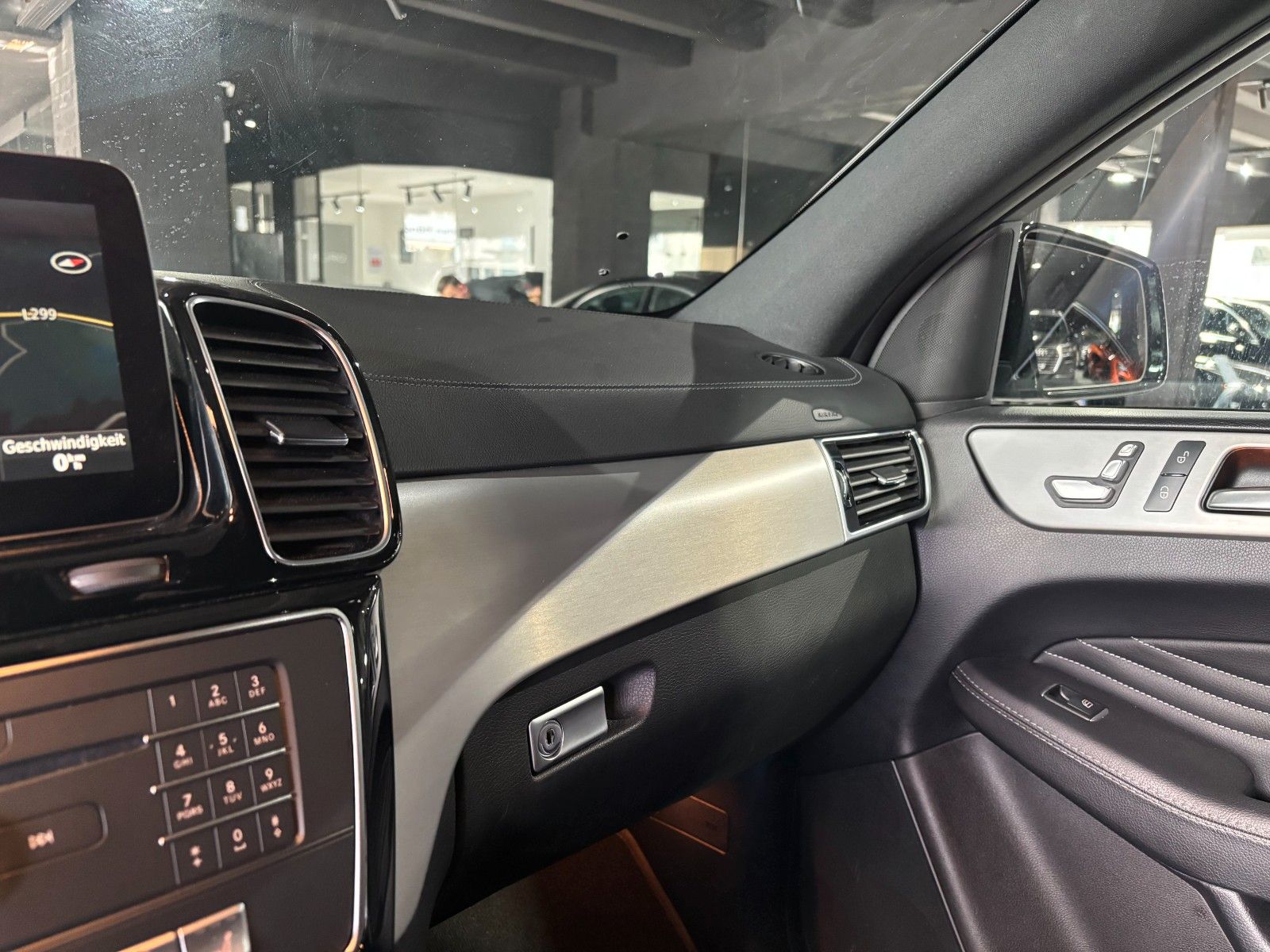 Fahrzeugabbildung Mercedes-Benz GLE 350d Coupe 4Matic *AMG*Kamera*ACC*AHK*SHZ