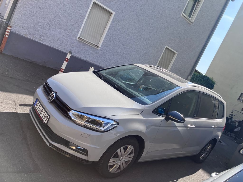 Image of Volkswagen Touran