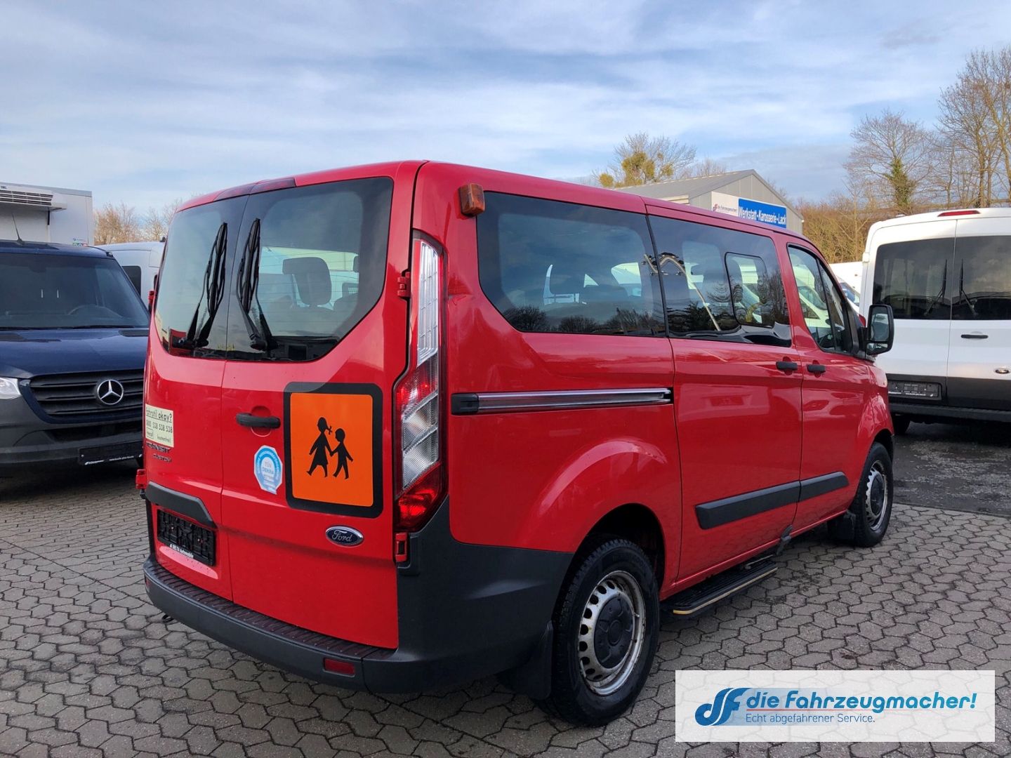 Fahrzeugabbildung Ford Transit Custom Kombi 300 L1 2.2 TDCi*6023