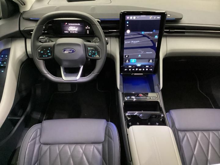 Ford Explorer AWD Extended Range Premium ACC Matrix imagem 3