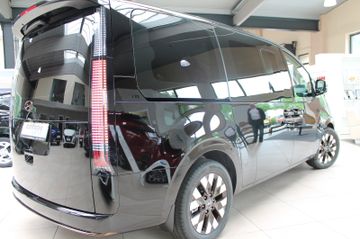 Fahrzeugabbildung Hyundai STARIA 4WD 8-AT SIGNATURE Sofort Verfügbar!!