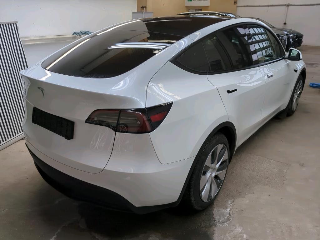Tesla Model Y RWD | 8-Fach foto 4