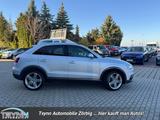 Audi Q3 2.0 TFSI quattro  Exklusiv Off-Road - Audi Q3 mit Benzin-Antrieb: Geländewagen, 2.0