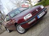 Volkswagen Vento GLX Schiebedach, Serrvo. ZV. H-Gutachten - gebrauchte Volkswagen Vento aus dem Jahr 1993