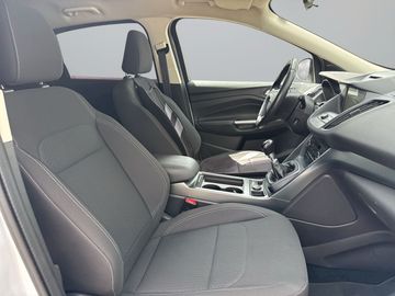 Ford Kuga - 9