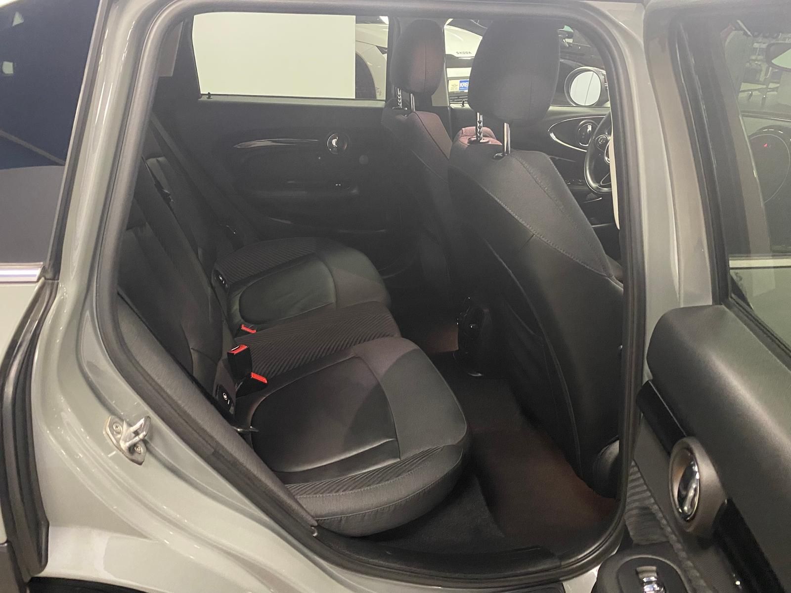 Fahrzeugabbildung MINI Cooper 1.5 12V Cooper KLIMA+NAVI+SITZHEIZ+ALU+LE