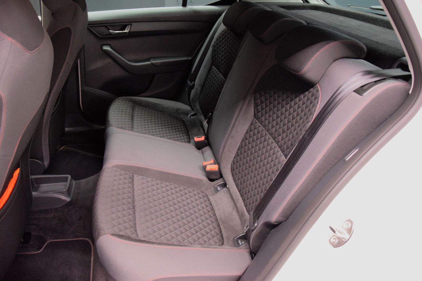 Fahrzeugabbildung SKODA Fabia R5 DSG Kamera Navi Klima ACC Shz PDC