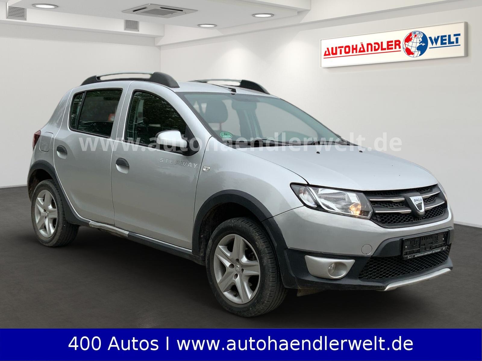 Dacia Sandero 2014 — салон