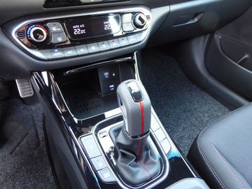 Hyundai i30 1.6 T-GDI DCT N Line (PD), Schiebedach, Rück