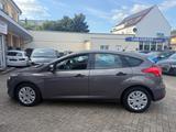 Ford Focus Lim. Ambiente*MFL*KLIMA**** - Ford Focus: Ambiente