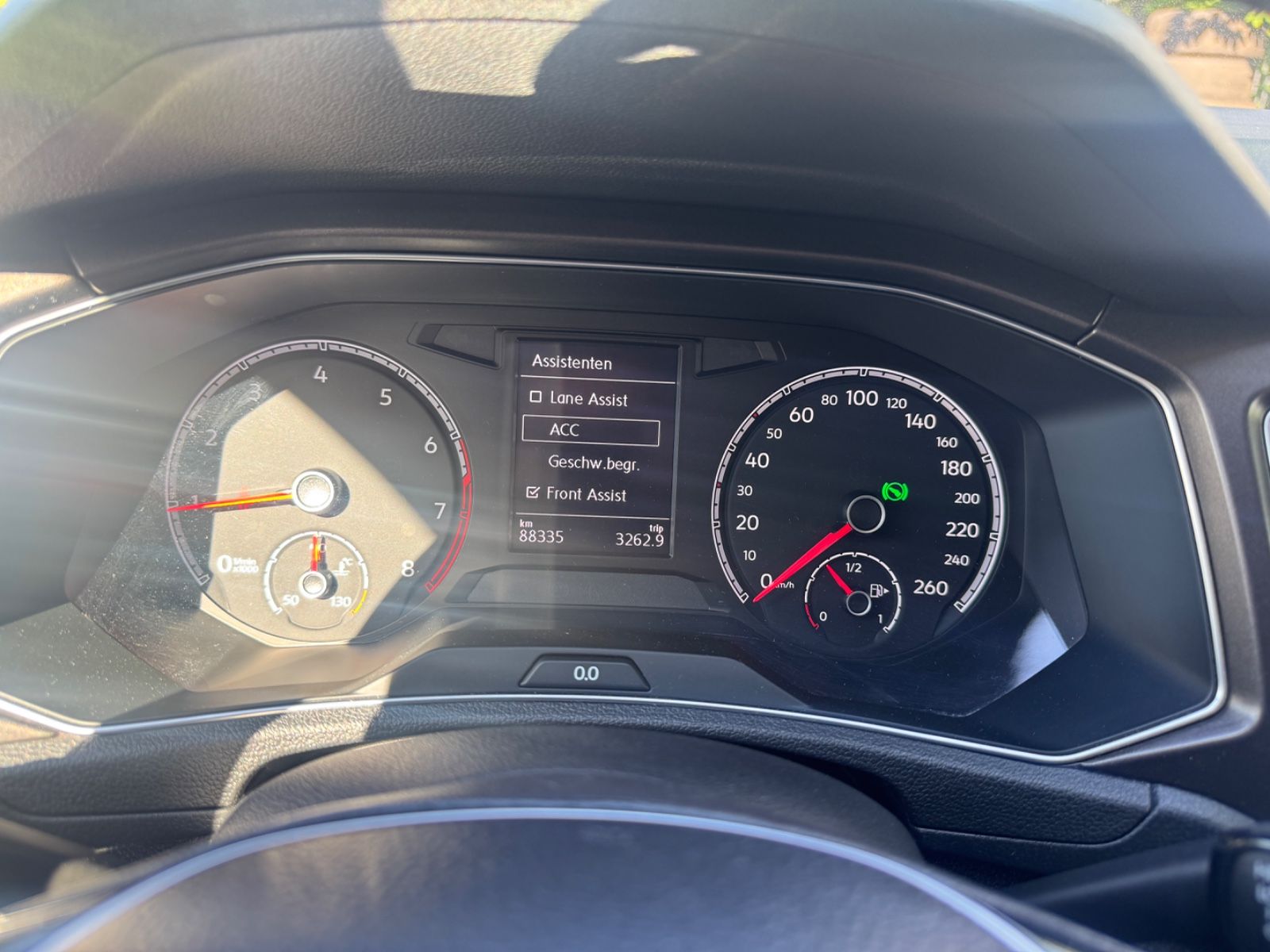 Fahrzeugabbildung Volkswagen T-Roc Style LED+Kamera+Navi+LANE+ACC