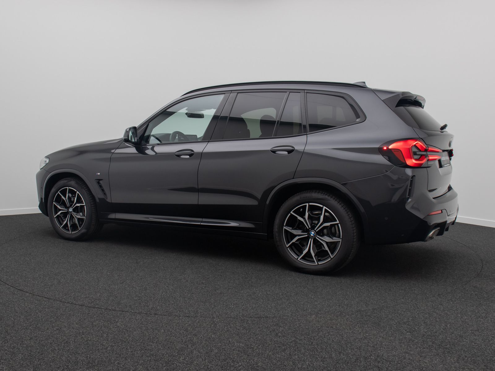 Fahrzeugabbildung BMW X3 xD30d M Sport 360° DAB AHK Lenkradheizung 19"