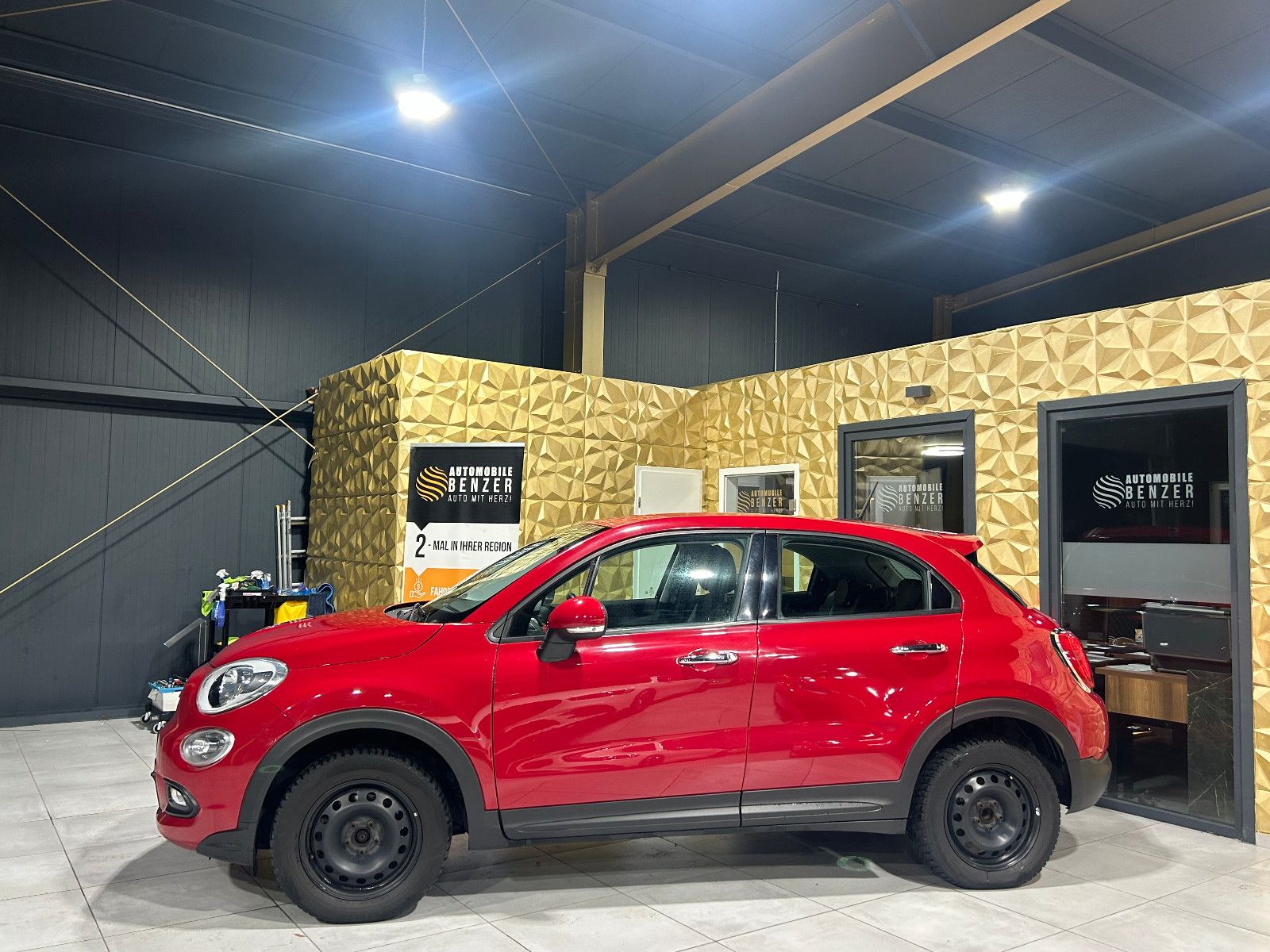 Fahrzeugabbildung Fiat 500X Pop Star/PDC/TEMPOMAT/KLIMA/NAVI