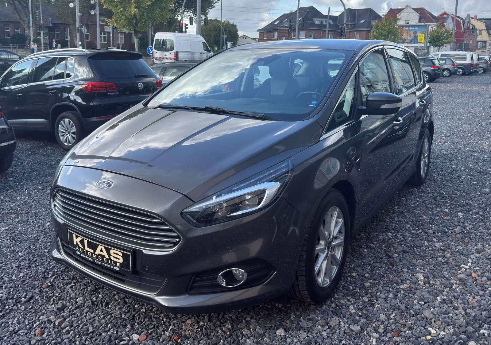 Ford S-Max S-MAX Titanium
