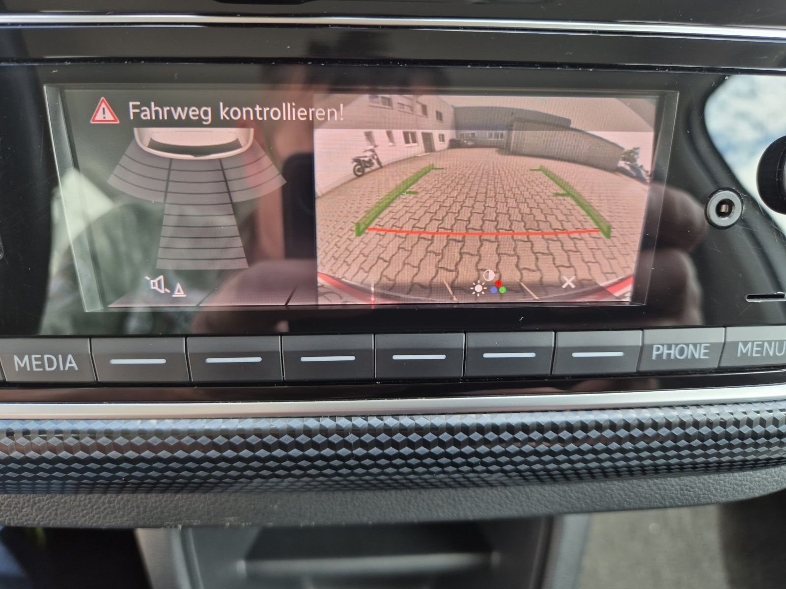 Fahrzeugabbildung Volkswagen up! 1.0 Klima DAB GRA RFK SH LM
