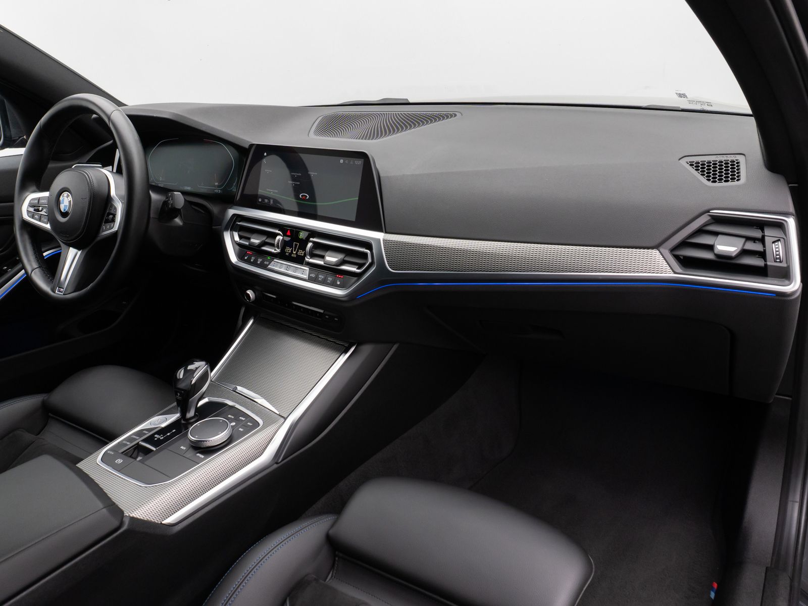 Fahrzeugabbildung BMW 330d M Sport Kamera DAB HiFi Stop&Go Alarm LED