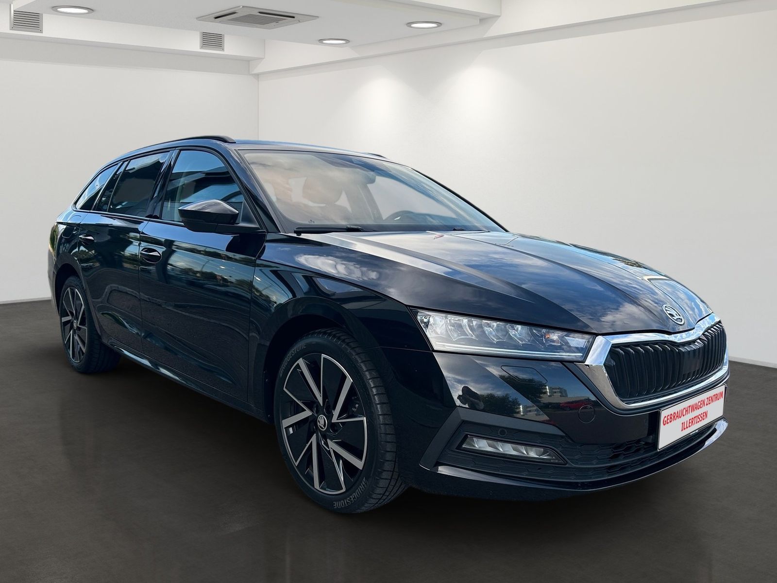 Skoda Octavia Combi 1.4 TSI iV Clever *LED*KAMERA*SITZ imagem 3