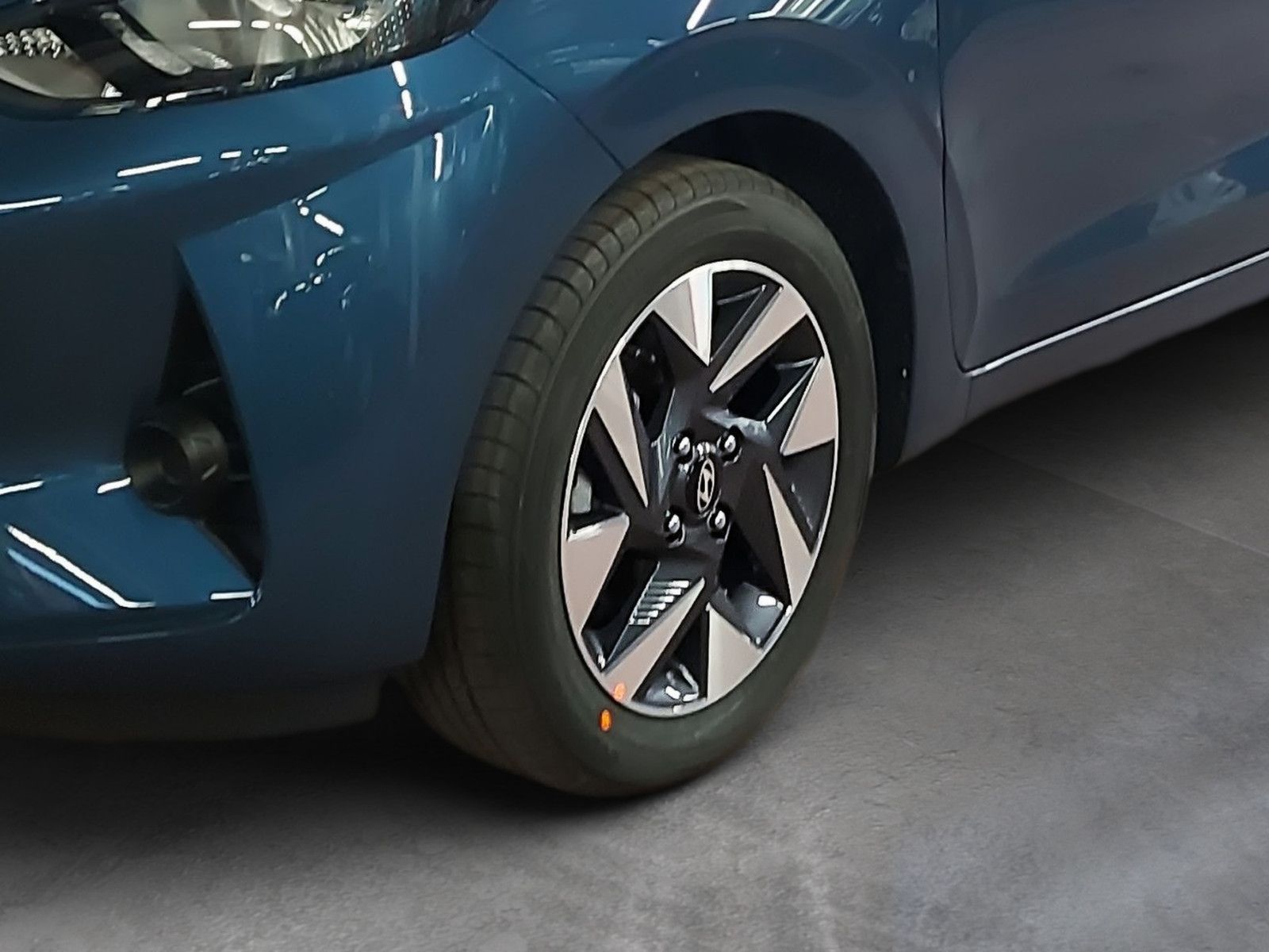 Fahrzeugabbildung Hyundai i10 1,2 79PS Trend