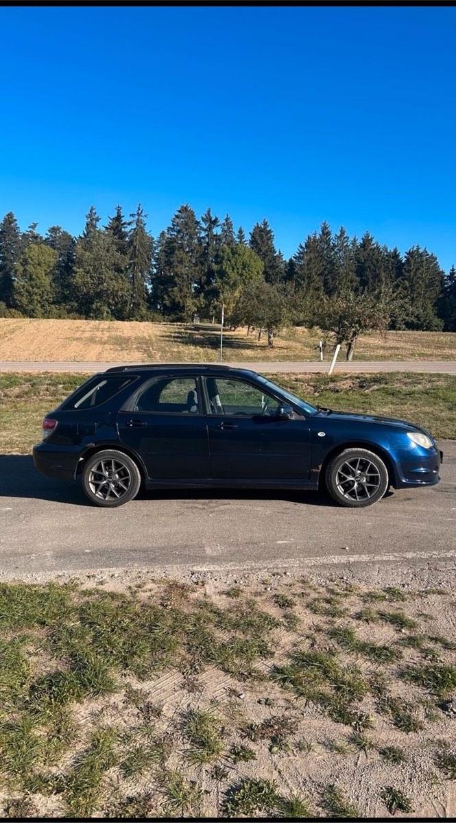 Subaru Impreza 2006 — салон