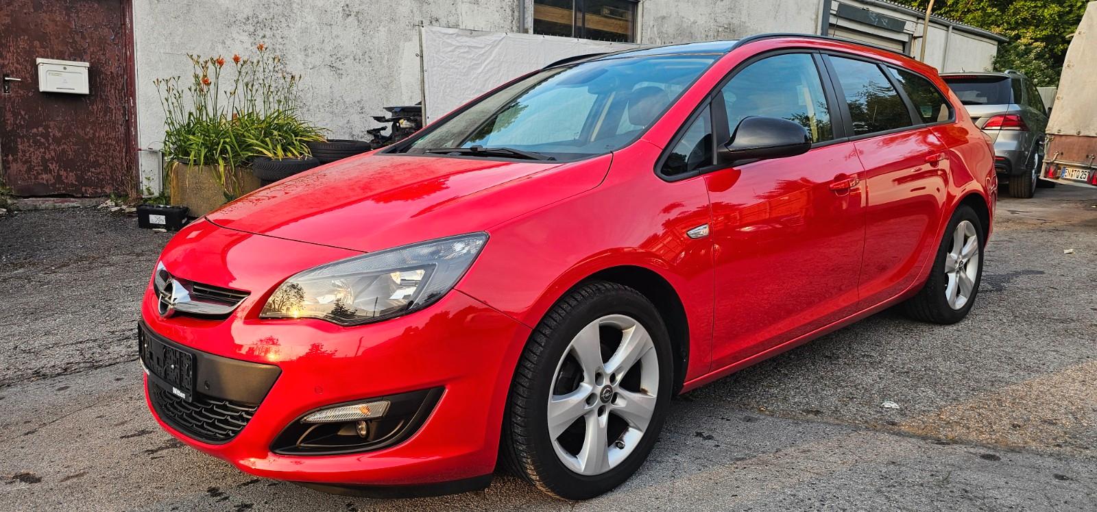 Opel Astra J Sports Tourer Style Kamera Tempomat PDC