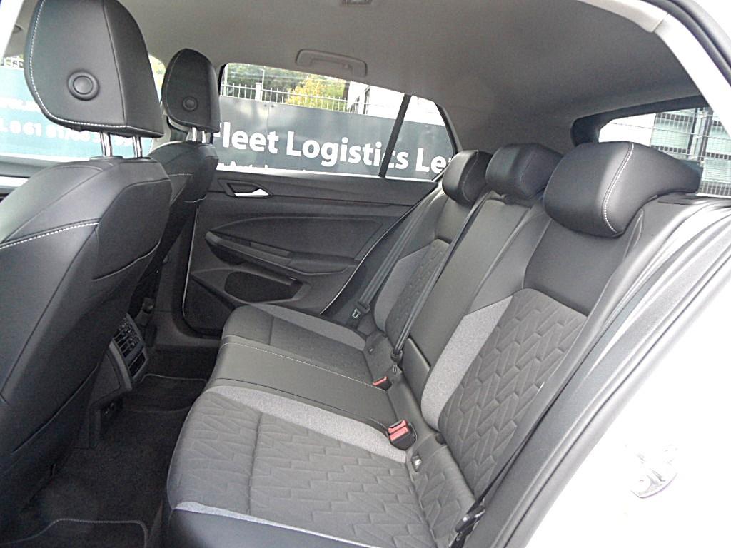 Volkswagen Golf 1.5 eTSI OPF 110kW DSG ENERGY Kam/Klim/Nav, миниатюра 18