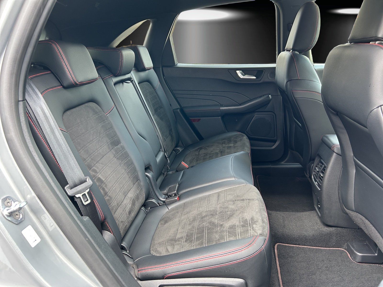 Fahrzeugabbildung Ford Kuga 2.5 PHEV ST-Line X Aut./LED/KAMERA/ACC/AHK/