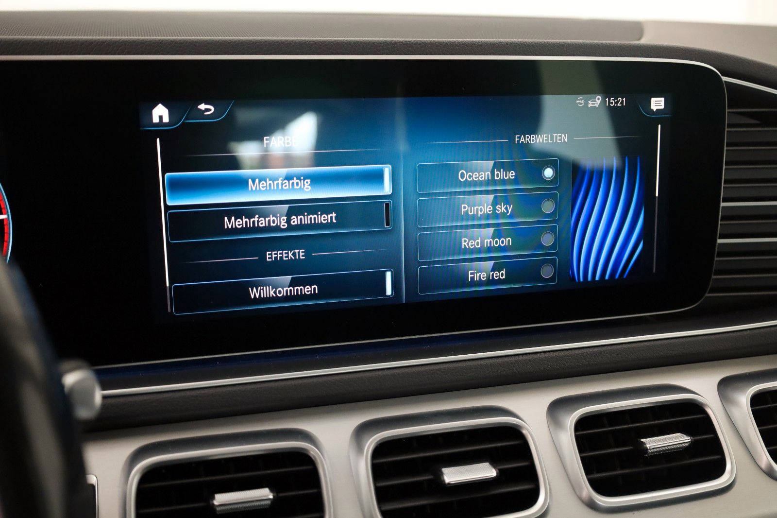 Fahrzeugabbildung Mercedes-Benz GLE 350d 4M AMG Line Leder,Navi,LED,360°,ParkPak