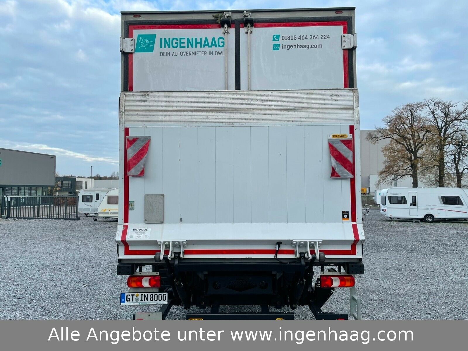 Fahrzeugabbildung Mercedes-Benz Atego 1524 L TK Carrier Schmitz Aufbau LBW/Aut.