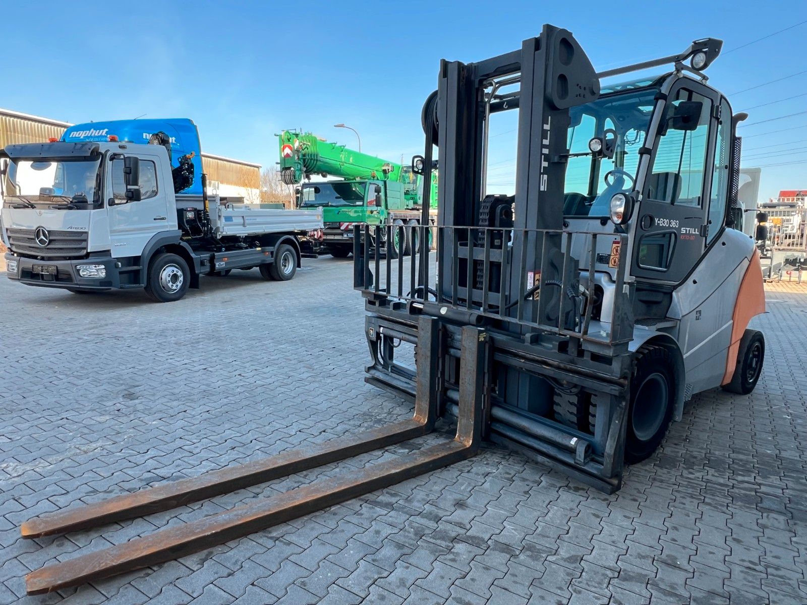 Fahrzeugabbildung Still RX70-80 / Duplex: 4.70m! / Zinkenversteller / SS