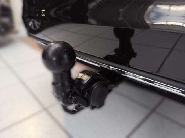 Fahrzeugabbildung Volkswagen Golf Variant Goal 1.5 eTSI OPF 110 kW (150 PS) 7