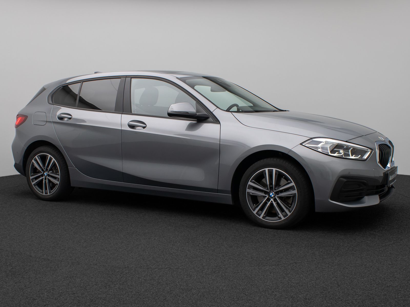 Fahrzeugabbildung BMW 120i Panorama Kamera HUD HiFi DAB LED 17Zoll