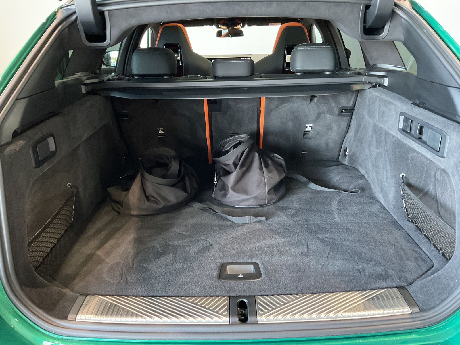 Fahrzeugabbildung BMW M5 Touring |Sitzbelüftung |B&W |M Driver&apos;s Packa