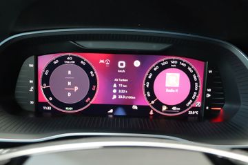 Skoda Octavia Combi 1.5 TSI Sportline Matrix AHK Navi