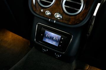 2016 Bentley BENTAYGA 缩略图 14