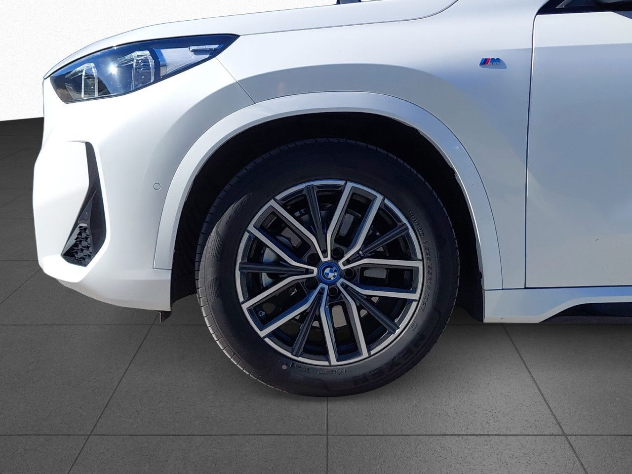 BMW iX1 - Bild 21