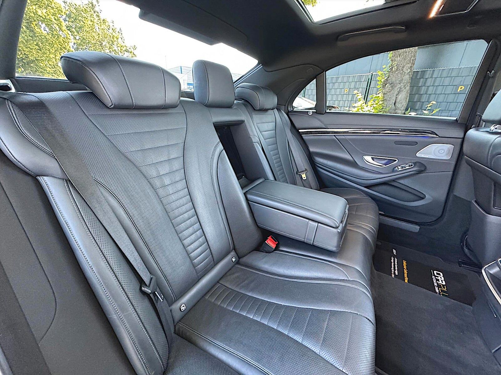 Fahrzeugabbildung Mercedes-Benz S 400d L AMG *Multibeam*Pano*ACC*DAB*Burmester*