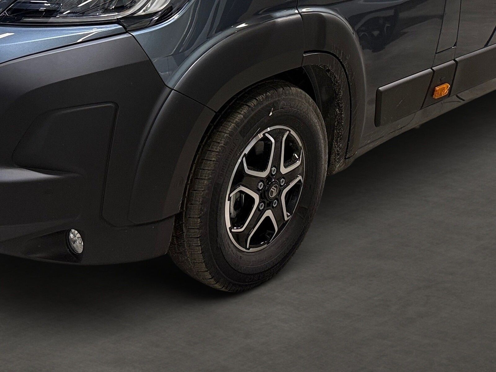 Fahrzeugabbildung Pössl Roadcruiser Revolution Citroen 180 PS PremiumLED