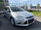 Ford Focus Turnier Trend AHK KLIMA 1,6 77KW NEUES MOD - Ford Focus aus 2011: 1.6
