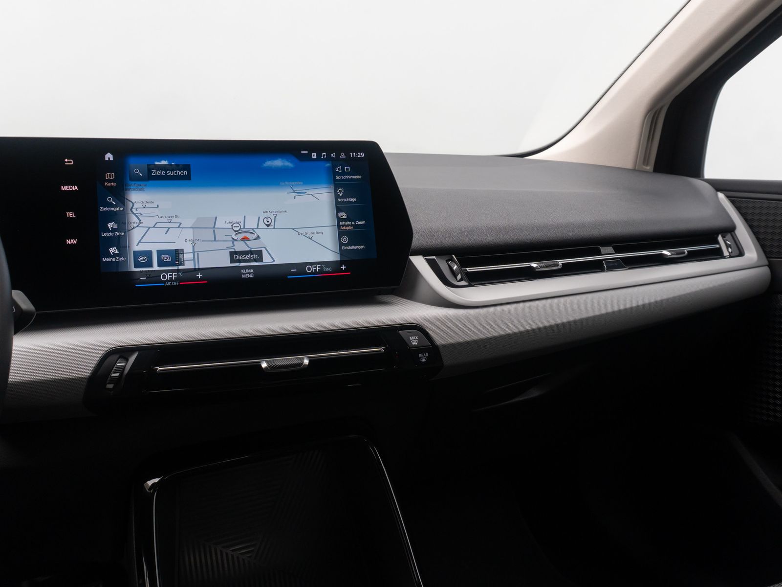 Fahrzeugabbildung BMW 225 Active Tourer DAB ParkAs DriveAss Kamera