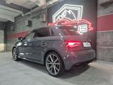 Audi A1 sport *PDC*DAB*DSP*SITZHEIZUNG*NANOGRAU* - Audi A1: Automatik