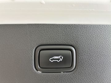 Hyundai TUCSON - 11