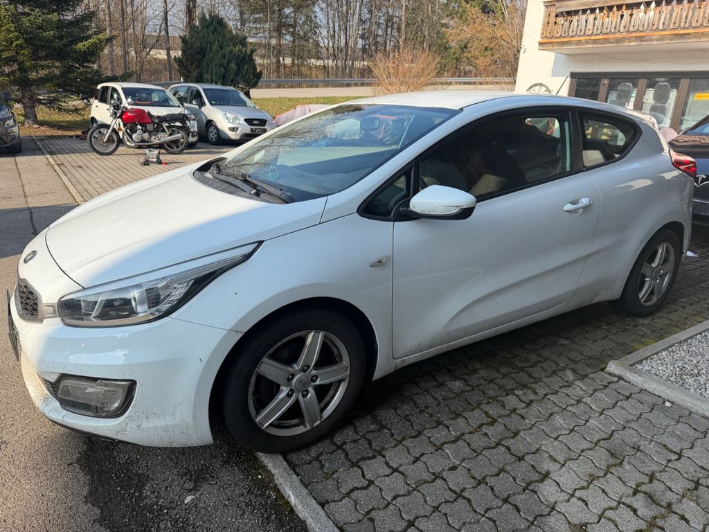 Kia cee'd / Ceed