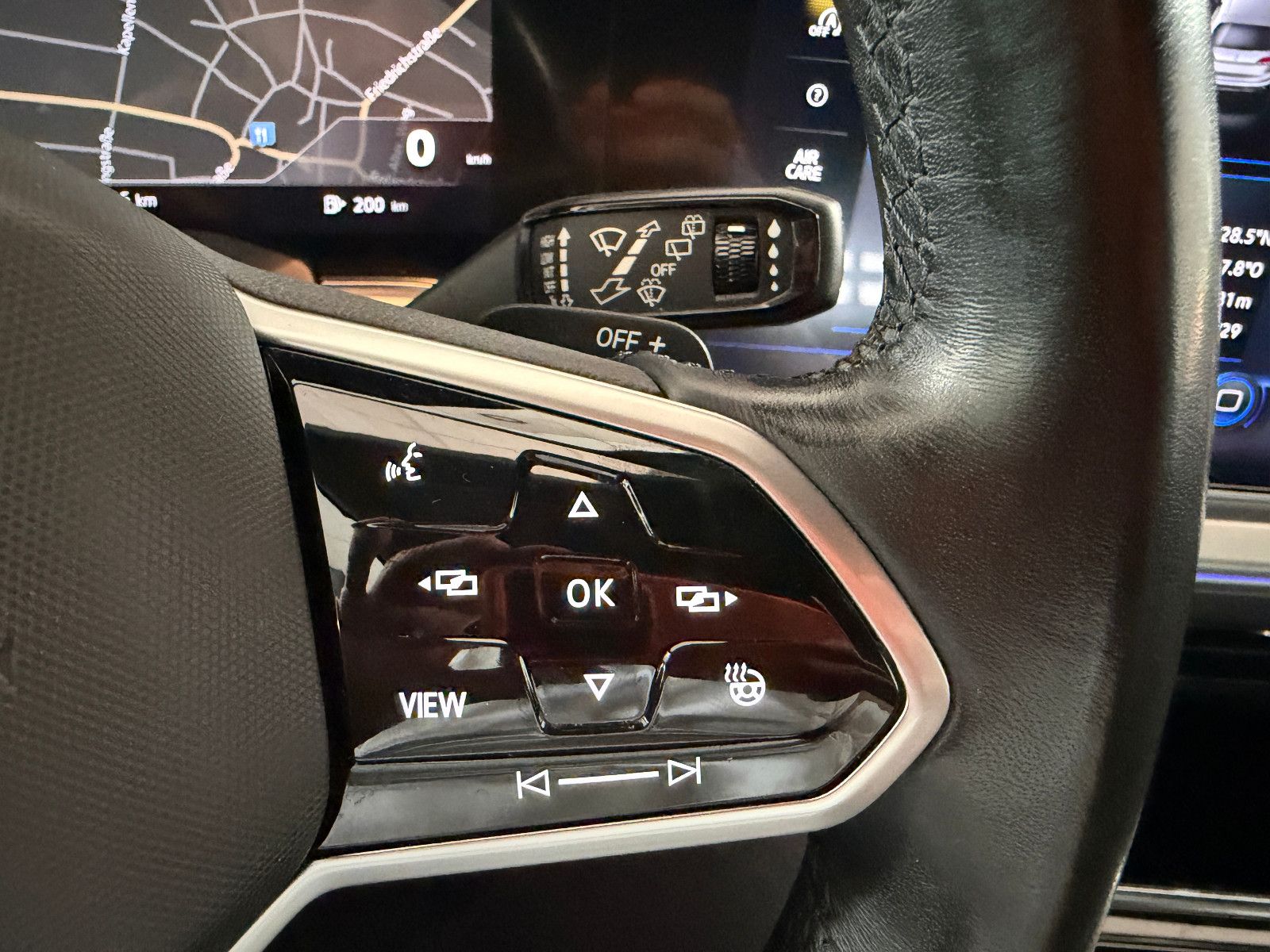Fahrzeugabbildung Volkswagen Touareg SPORT/ 4Motion/VIRTUAL/AMBIENT/360''KAM