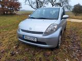 Daihatsu Sirion 1.3 - - silberne Daihatsu Sirion