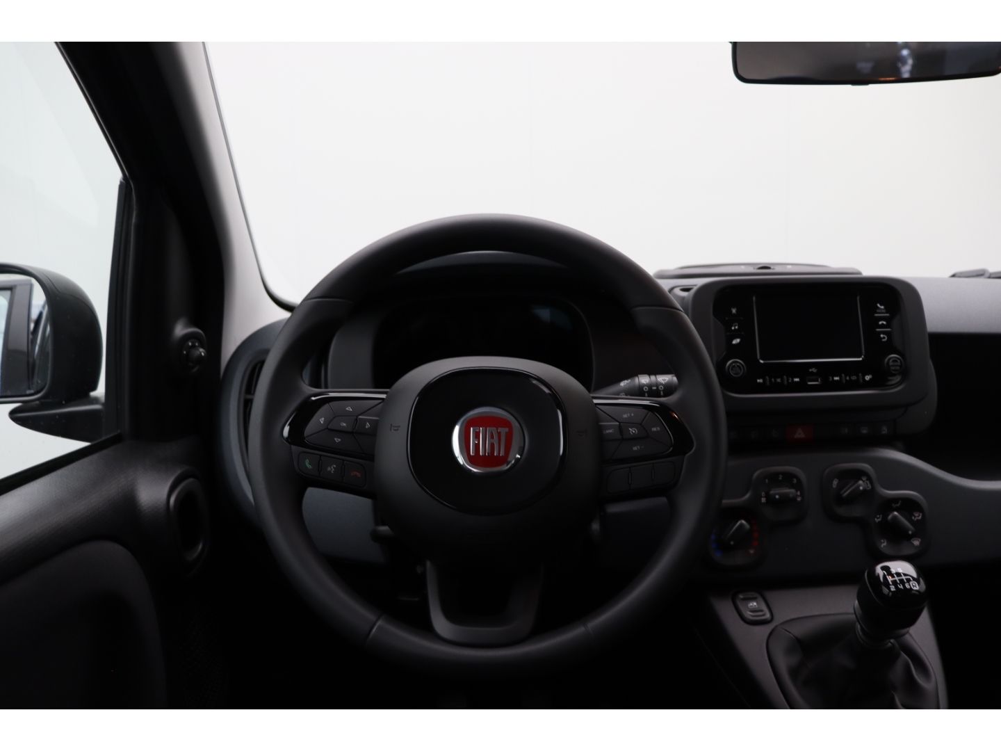 Fahrzeugabbildung Fiat Panda PANDINA ICON 1.0 HYBRID 48 KW (65 PS)