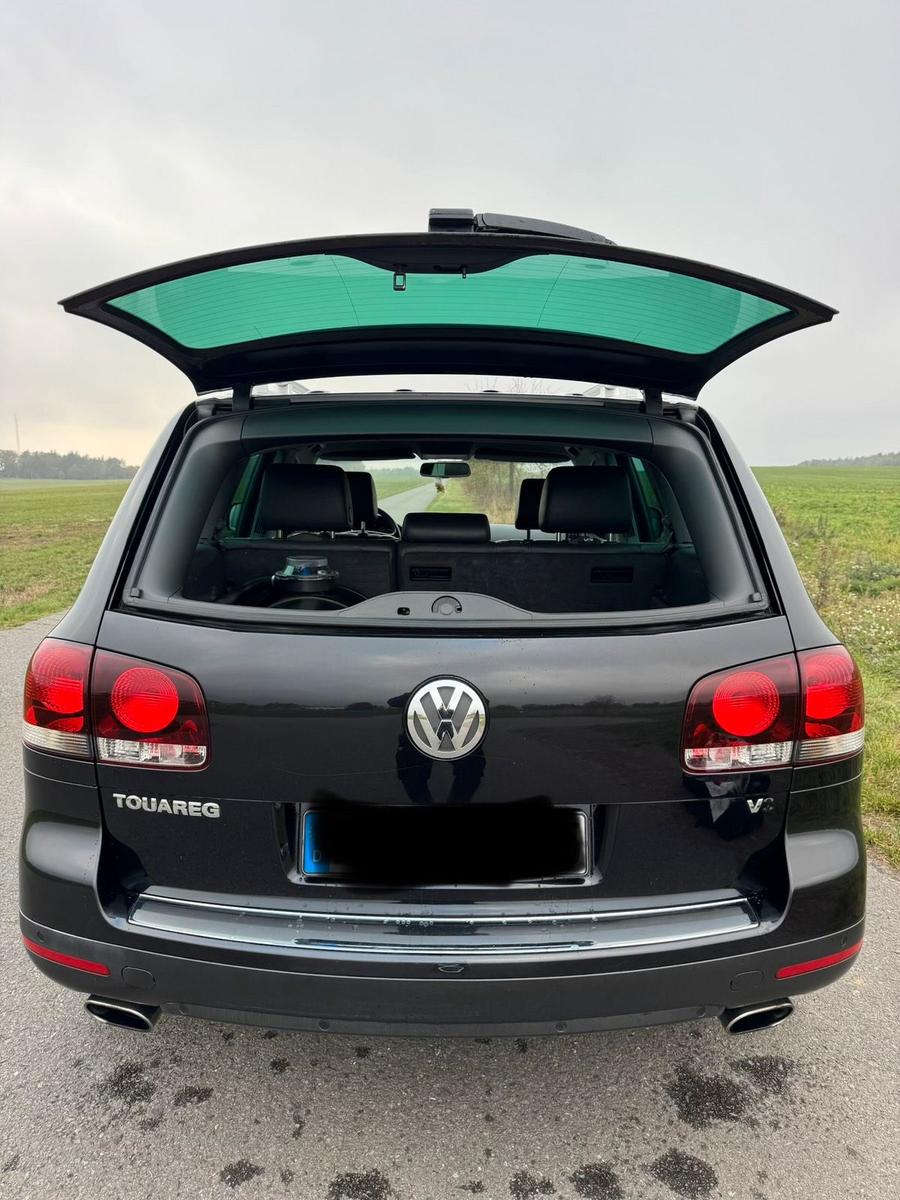 Volkswagen Touareg 2004 — photo 9