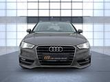 Audi A3 Sportback attraction*XEN*PDC*Navi*SHZ*8-fach* - Audi A3: Sportback 8p