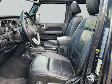 Jeep Wrangler - 10
