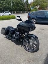 Harley-Davidson ROAD GLIDE CVO 110  th  NR 284/900 - HARLEY-DAVIDSON CVO ROAD GLIDE